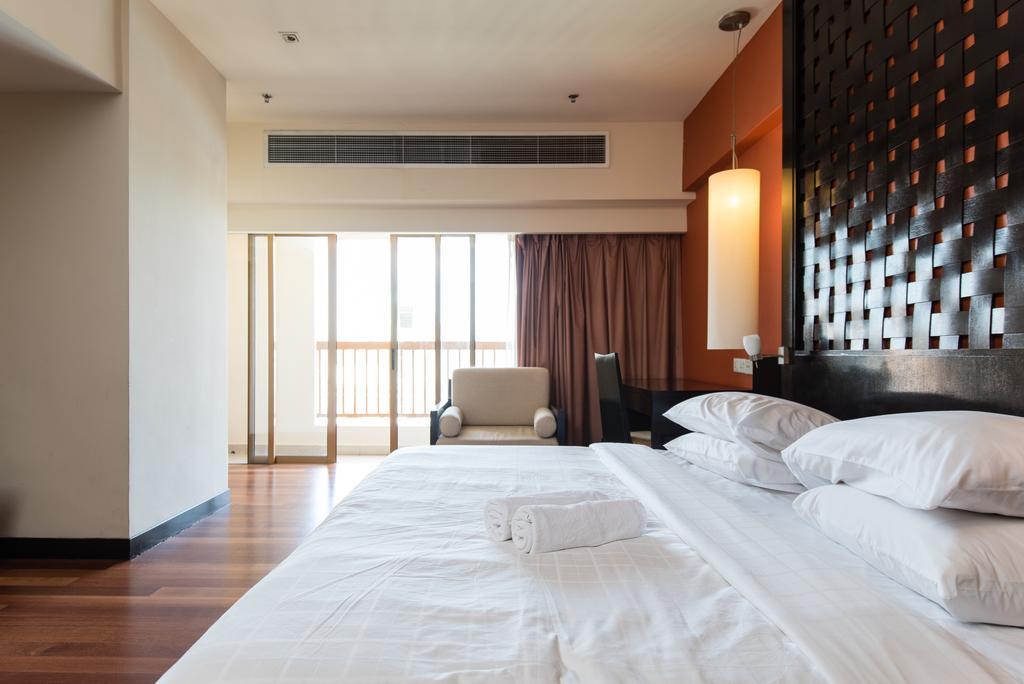 New Town Resort Suites At Pyramid Tower Субанг Джая Екстериор снимка
