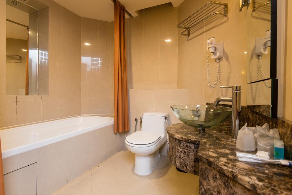 New Town Resort Suites At Pyramid Tower Субанг Джая Екстериор снимка
